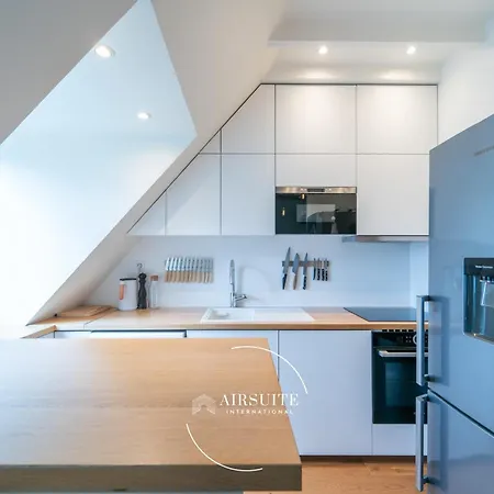 Luxury Monceau Elegance 2br By Airsuite Paris