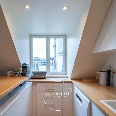 Luxury Monceau Elegance 2br By Airsuite *